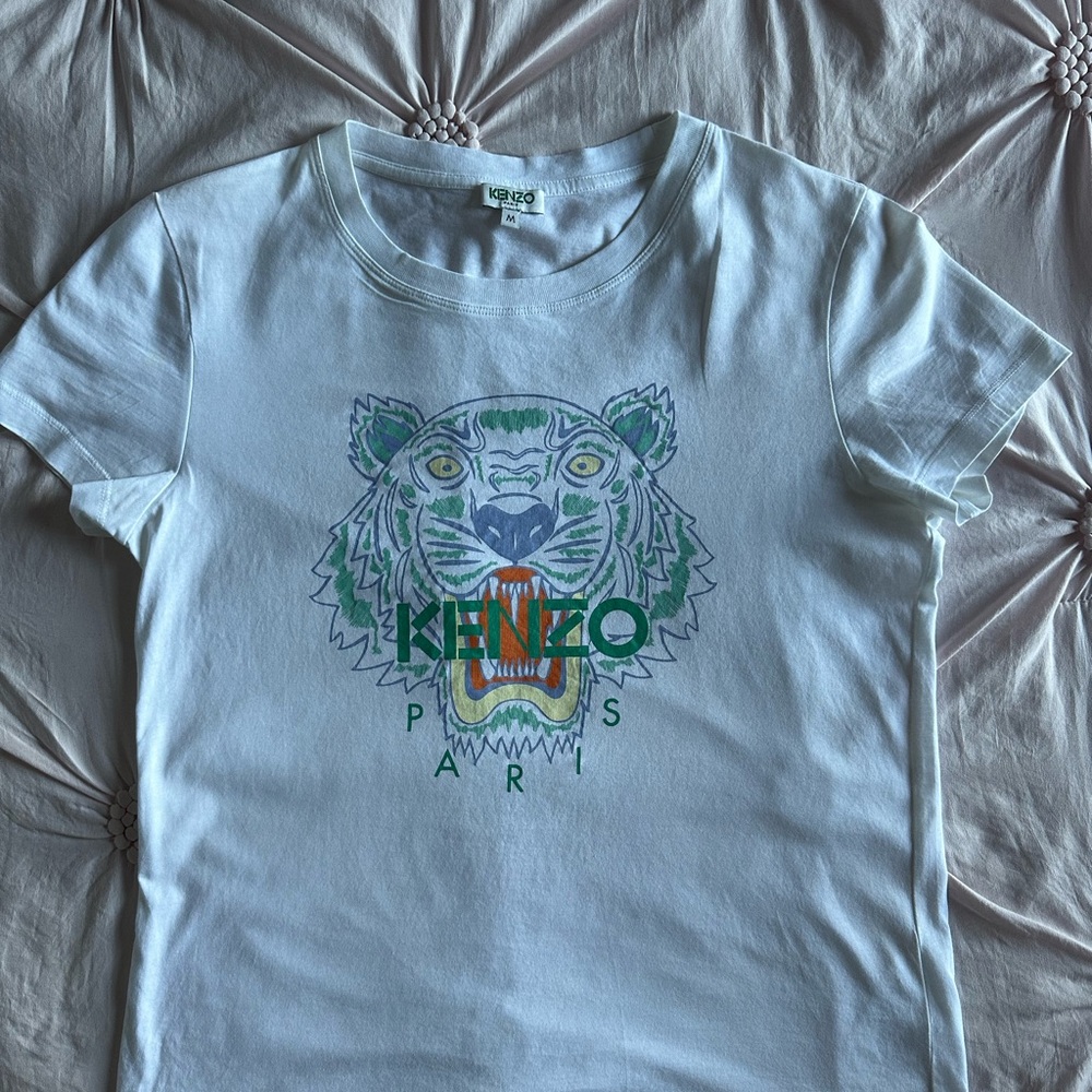 Kenzo White and Green Short Sleeve Tee with Iconic Tiger Design